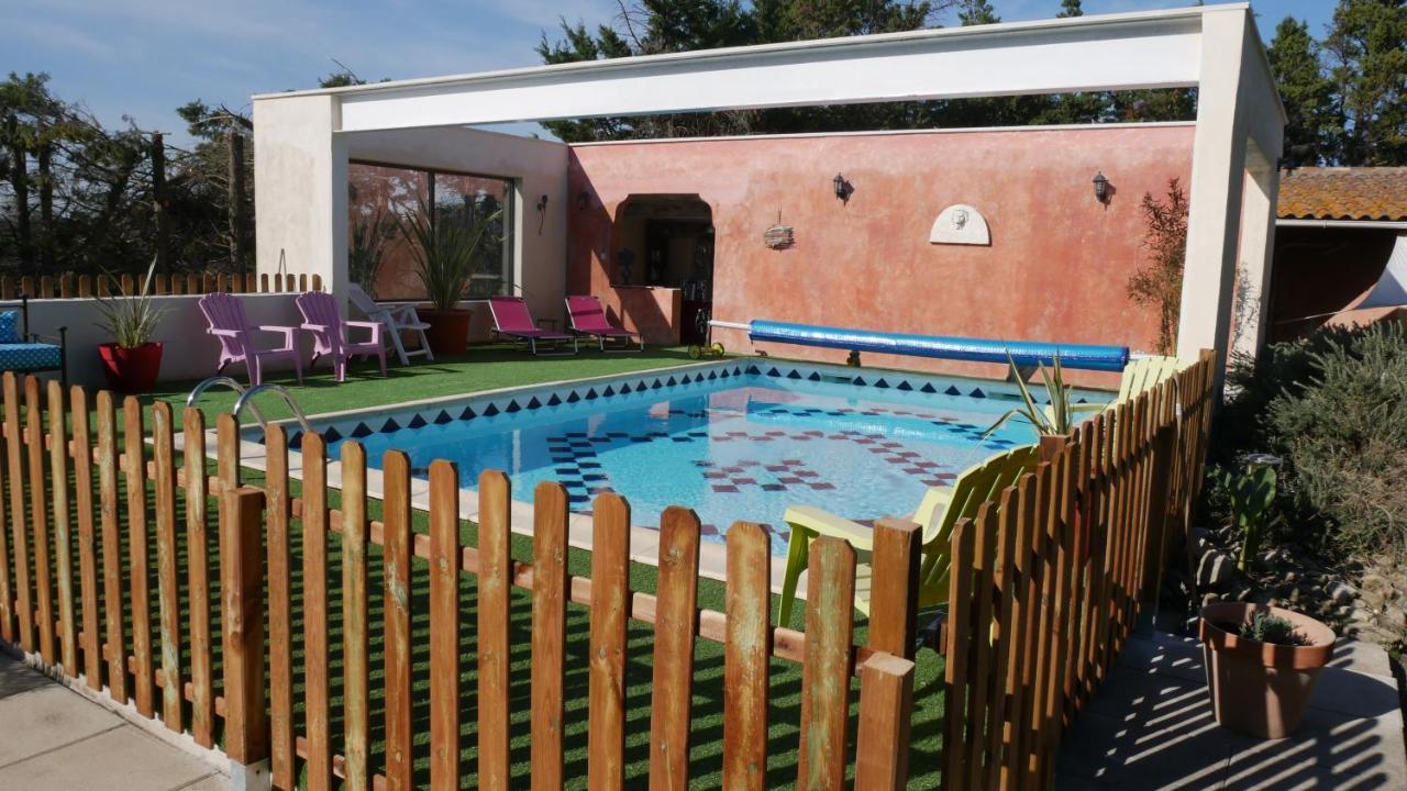 Mas Maurane - Le Bougainvillier Aux Portes D'Arles Apartamento Tarascon Exterior foto
